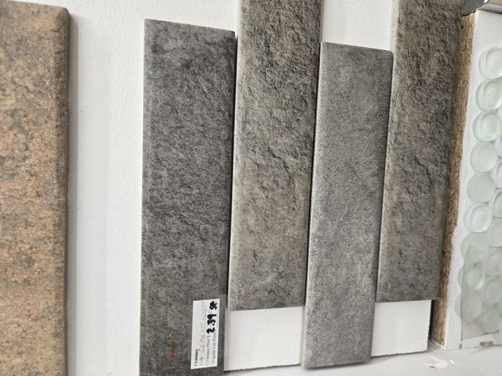 Mattone 2,3X9,84 Matte Antracite Lon19
